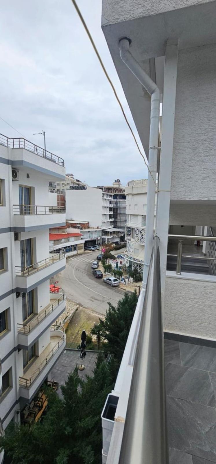 Hotel Edina Apartments By Hp Saranda Kültér fotó
