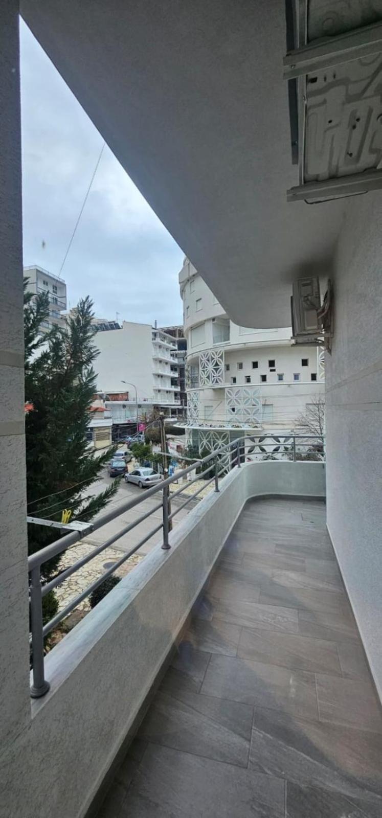 Hotel Edina Apartments By Hp Saranda Kültér fotó
